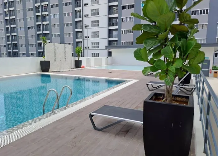 Impiana Homestay Near Putrajaya, Cyberjaya, Musliem Only,Wifi,Netflix