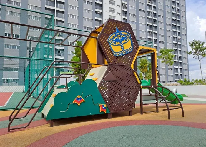 Impiana Homestay Near Putrajaya, Cyberjaya, Musliem Only,Wifi,Netflix