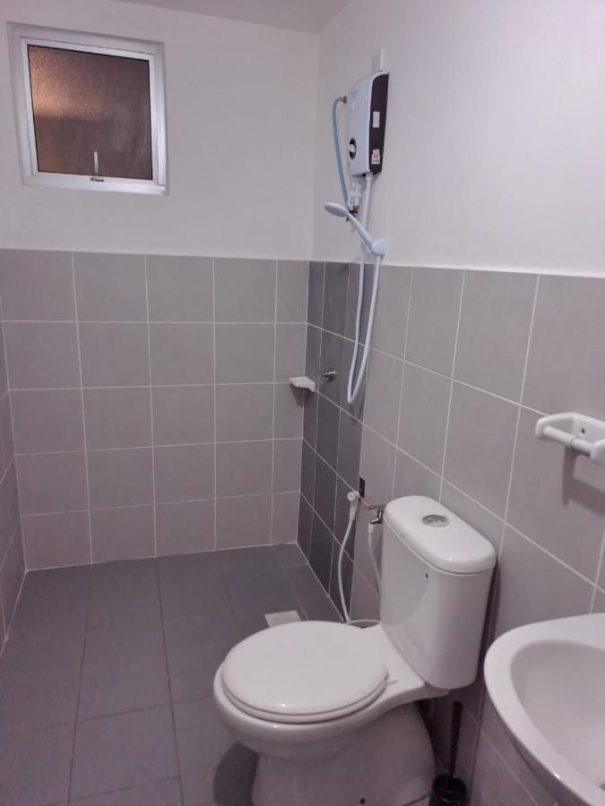 Apartment Impiana Near Putrajaya, Cyberjaya, Musliem Only,wifi,netflix Kampung Dengkil