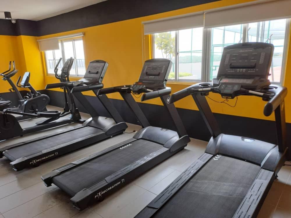 Apartment Impiana Near Putrajaya, Cyberjaya, Musliem Only,wifi,netflix Kampung Dengkil