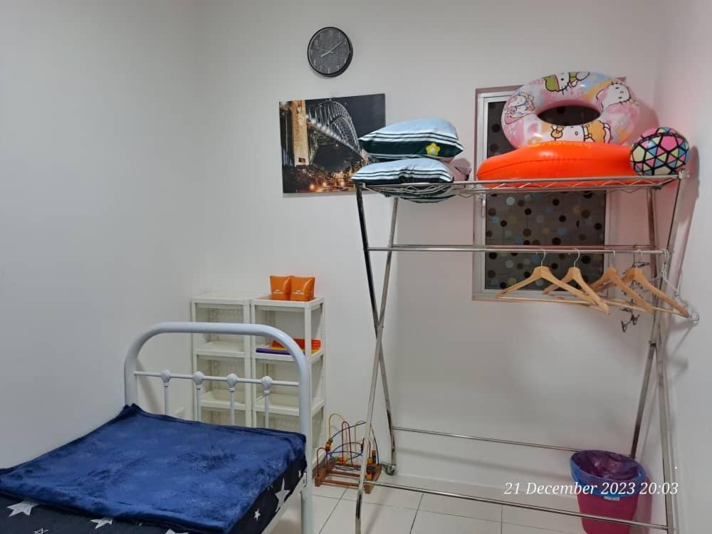 Impiana Near Putrajaya, Cyberjaya, Musliem Only,wifi,netflix Apartment Kampung Dengkil