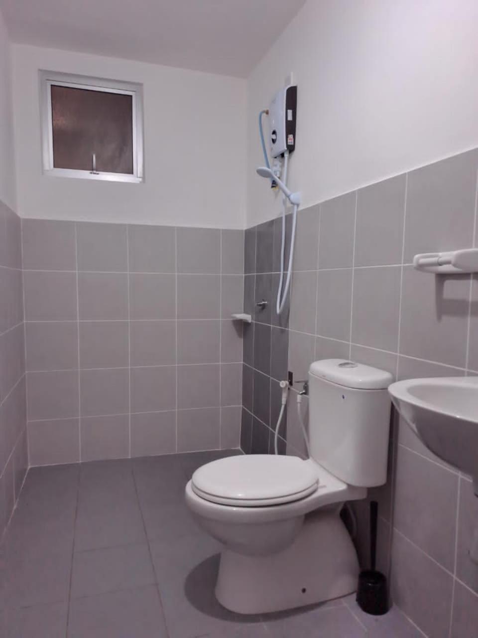 Impiana Near Putrajaya, Cyberjaya, Musliem Only,wifi,netflix Apartment Kampung Dengkil